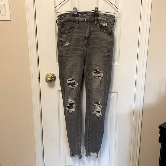 Grey Ripped American Eagle Skinny Jeans - Picture 1 of 6